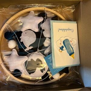 EVERLOVE Montessori Black & White Animals Baby Mobile For Crib NEW!